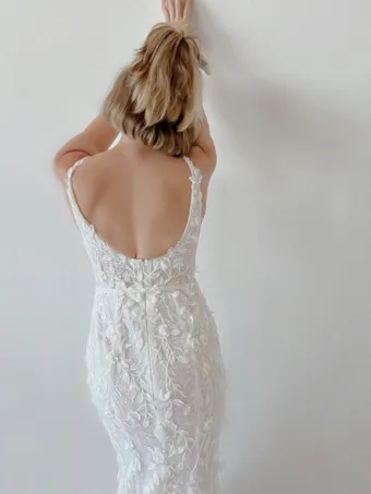 Colby John R2419 #6 backface vertical cropped thumbnail