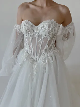 Colby John R2420 #6 frontface vertical cropped thumbnail