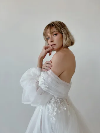 Colby John R2420 #5 frontface vertical cropped thumbnail