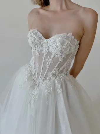 Colby John R2420 #8 frontface vertical cropped thumbnail