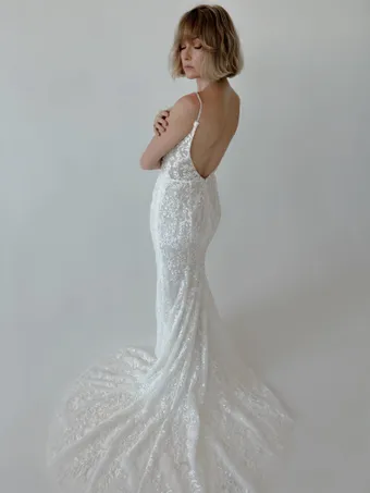 Colby John R2421 #1 default backface vertical thumbnail