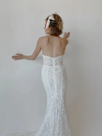 Colby John R2428 #2 default backface vertical thumbnail