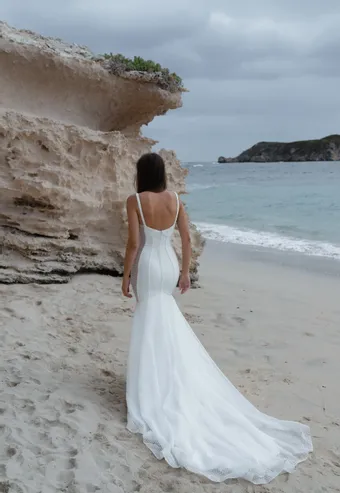 Jeune Bridal York #1 default backface vertical thumbnail