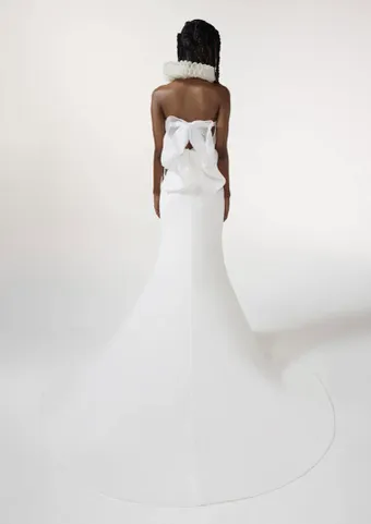 Pronovias Araya #1 default backface vertical thumbnail