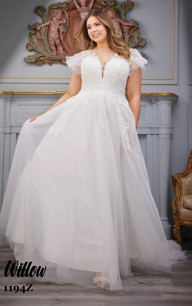 erinaマントルピース　アンジュタイプ 66163PS: Plus Size A-Line Gown with Plunging Illusion Sabrina