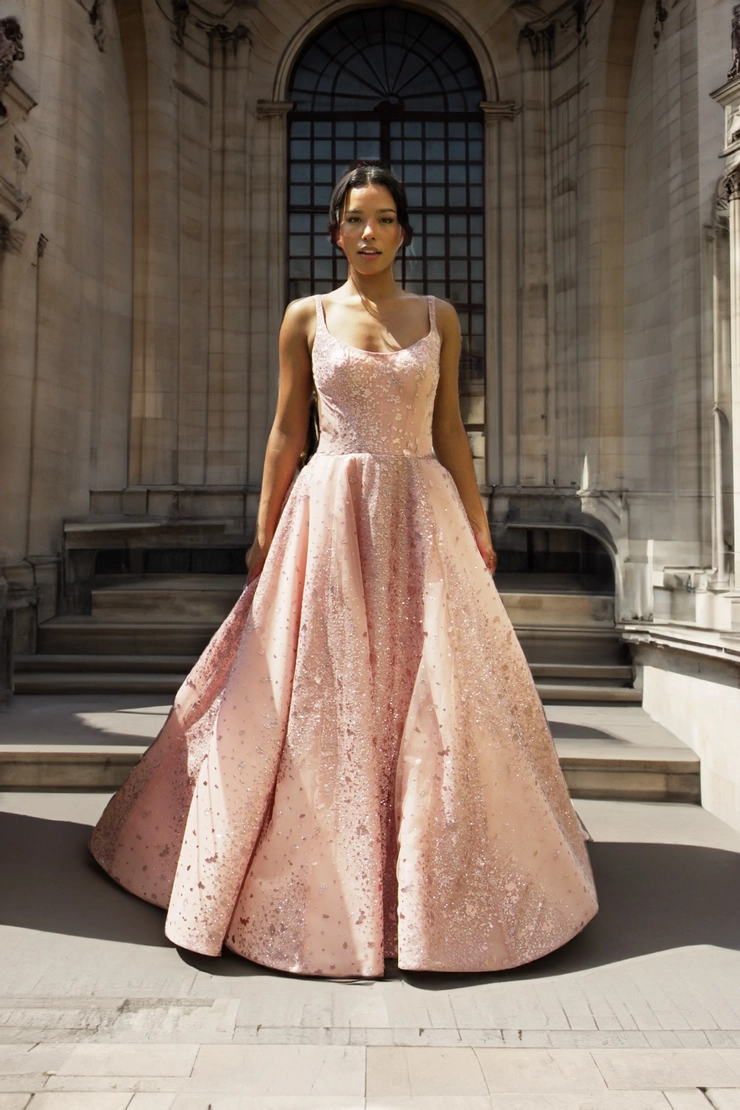 Elizabeth Lee - Brea | The Exquisite Bride