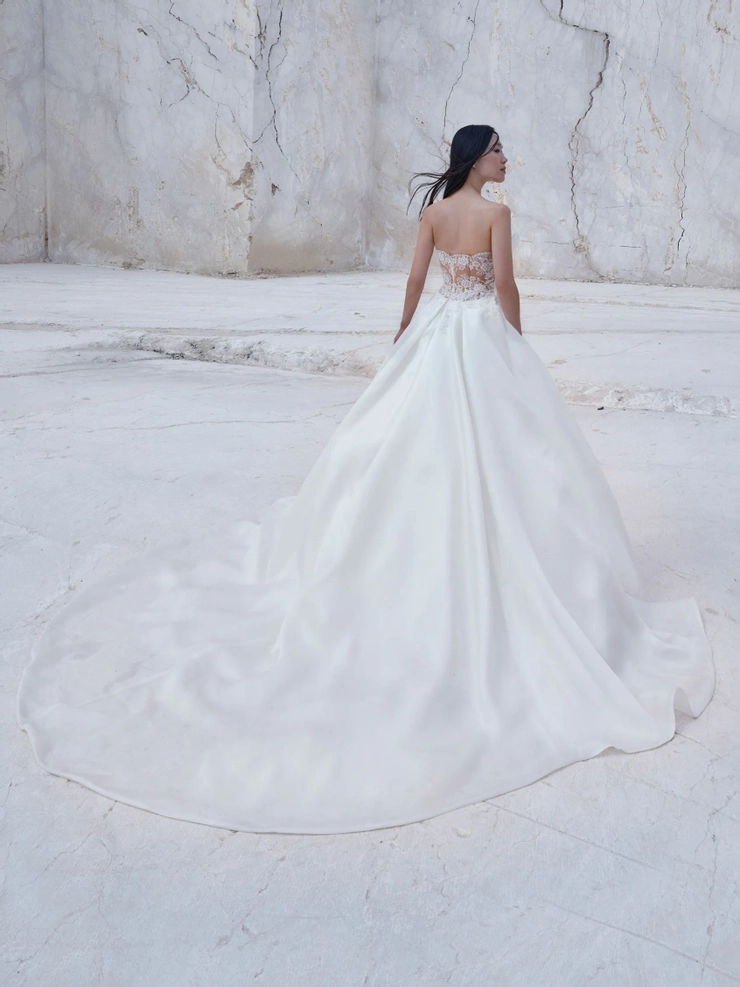 Pronovias Lilas