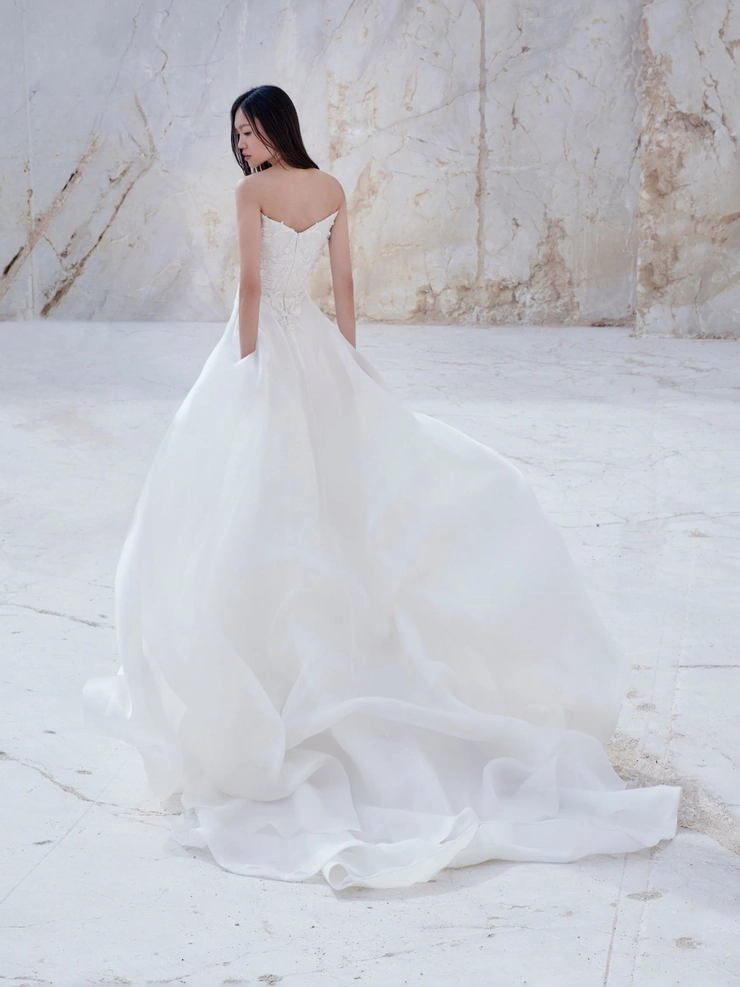 Pronovias Tidal