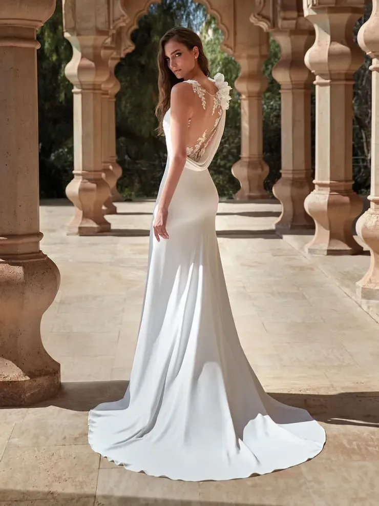 Pronovias flores