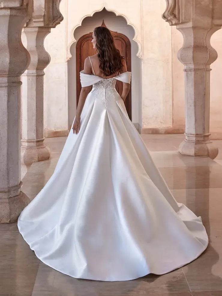 Pronovias gallya