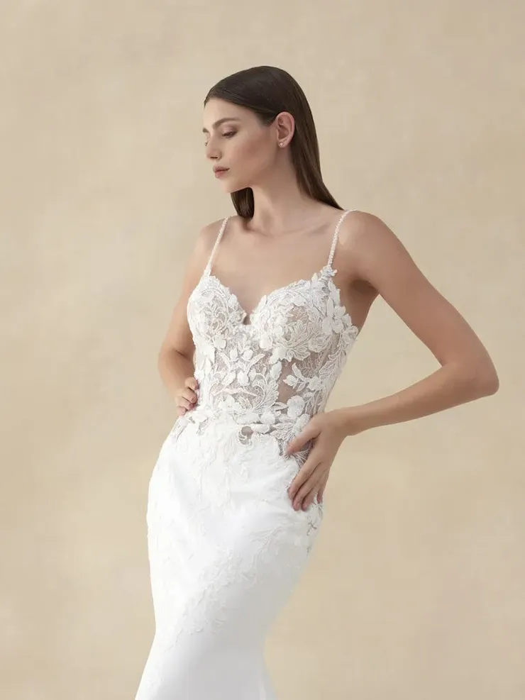Pronovias Hawthorn