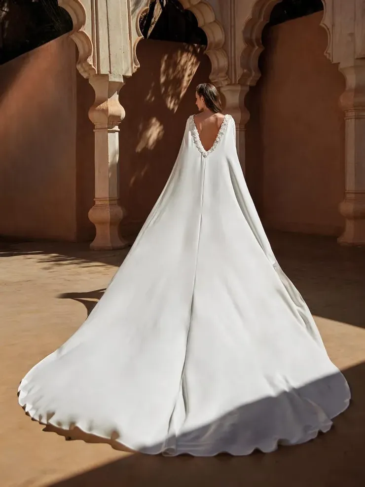Pronovias kea