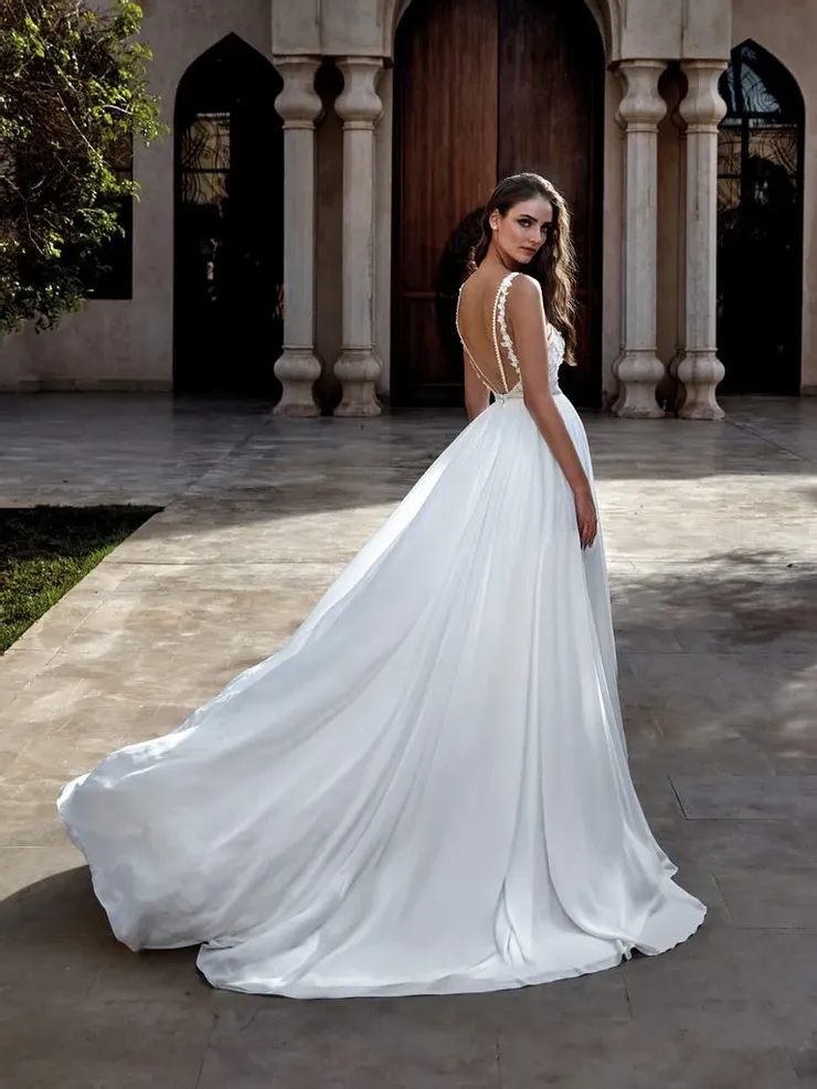 Pronovias nile