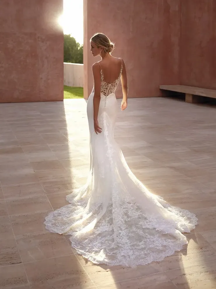 Pronovias viki