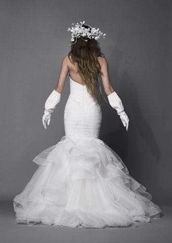 Vera Wang Style# Lawrence #1 default backface vertical thumbnail