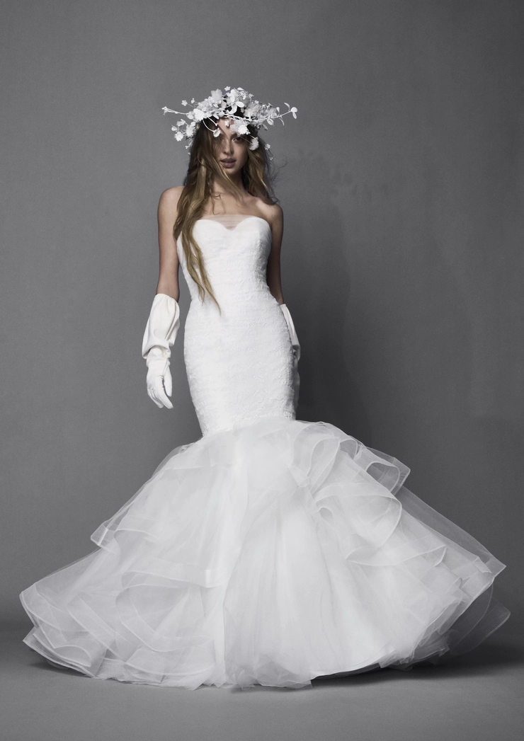 Pronovias Lawrence