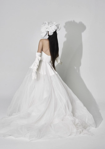 Vera Wang Style# Powder #1 default backface vertical thumbnail