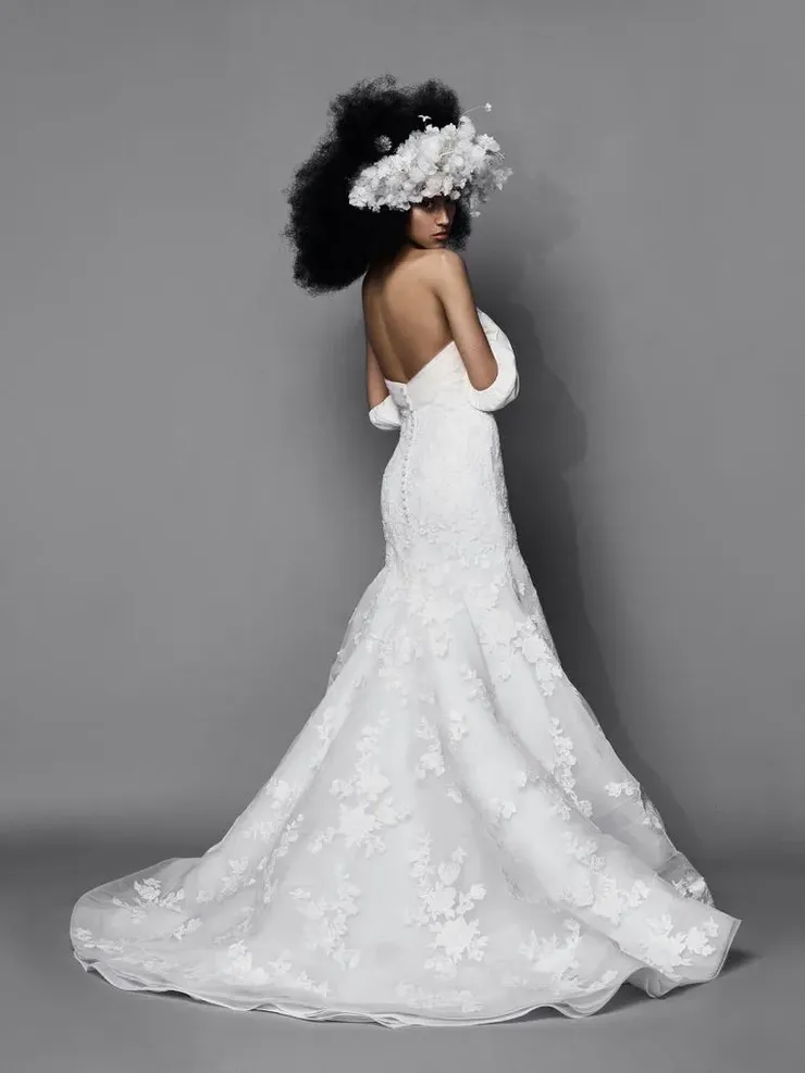 Vera Wang Bride | Bridal & Veil - Ronnie | Bridal & Veil