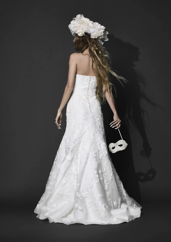 Vera Wang Style# Wallis #1 default backface vertical thumbnail