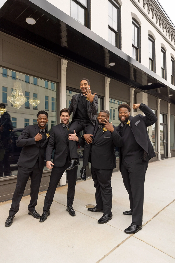 Jim's Formal Wear 192 #2 frontface vertical picture