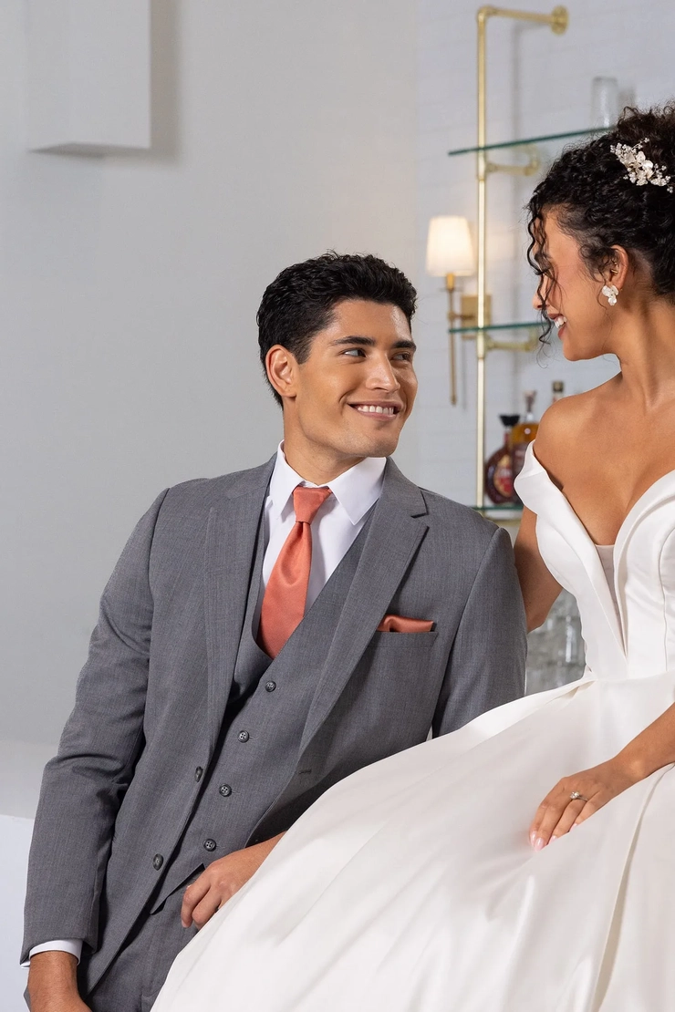 Jim's Formal Wear 350 #5 frontface vertical cropped picture