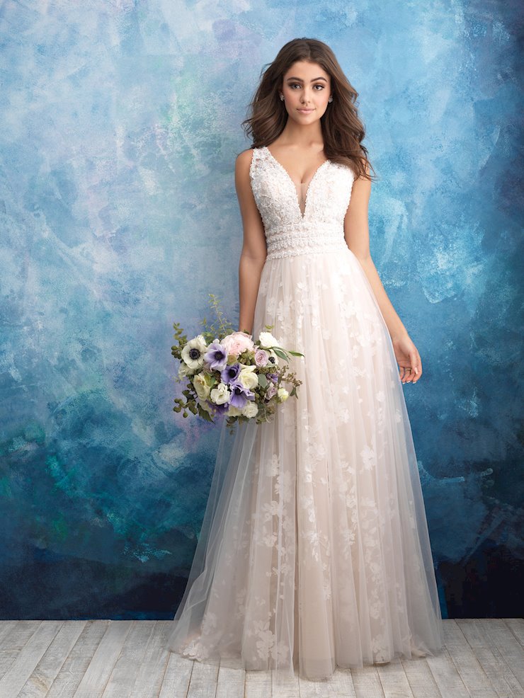 Allure Bridals Style #9561 Default Thumbnail Image