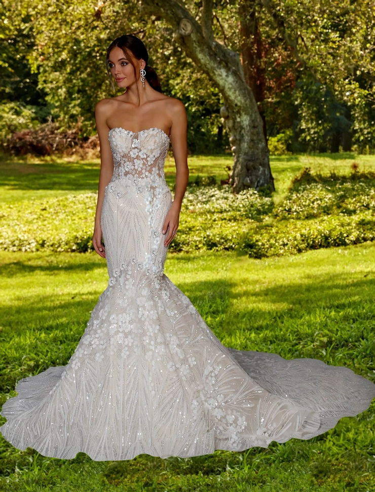 Eve of Milady | Minerva's Bridal Orlando