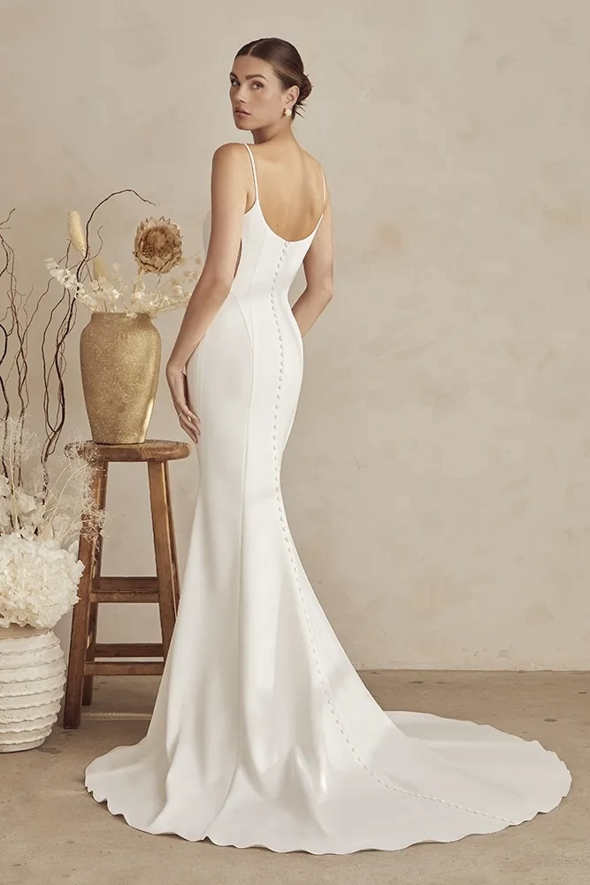 Casablanca Bridal LE145