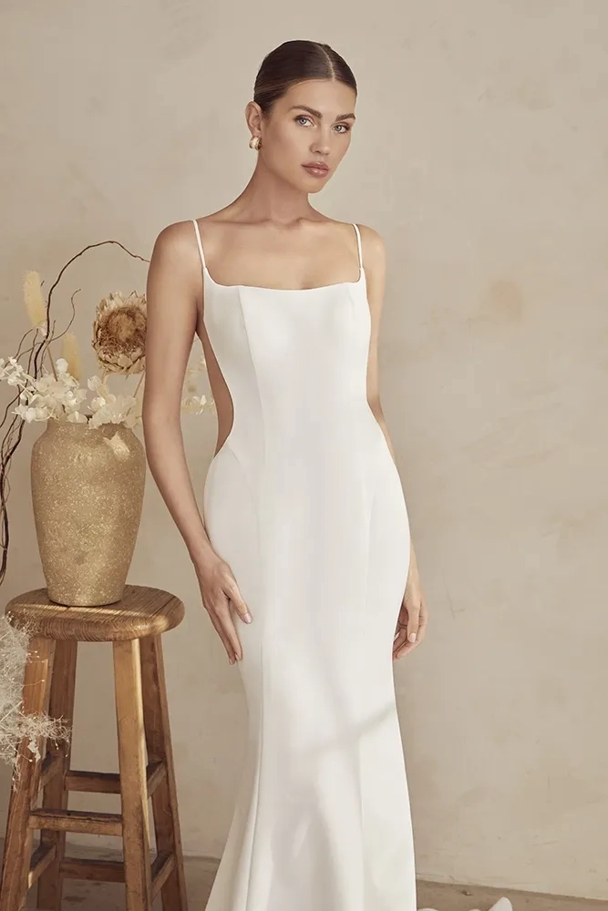 Casablanca Bridal LE145