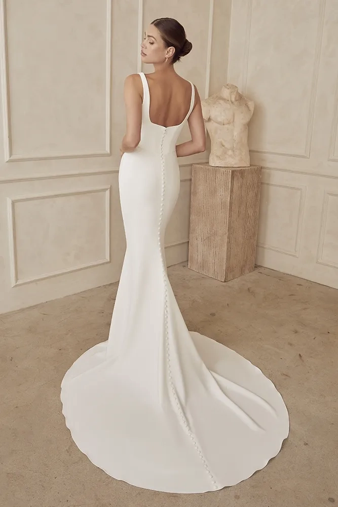 Casablanca Bridal LE147