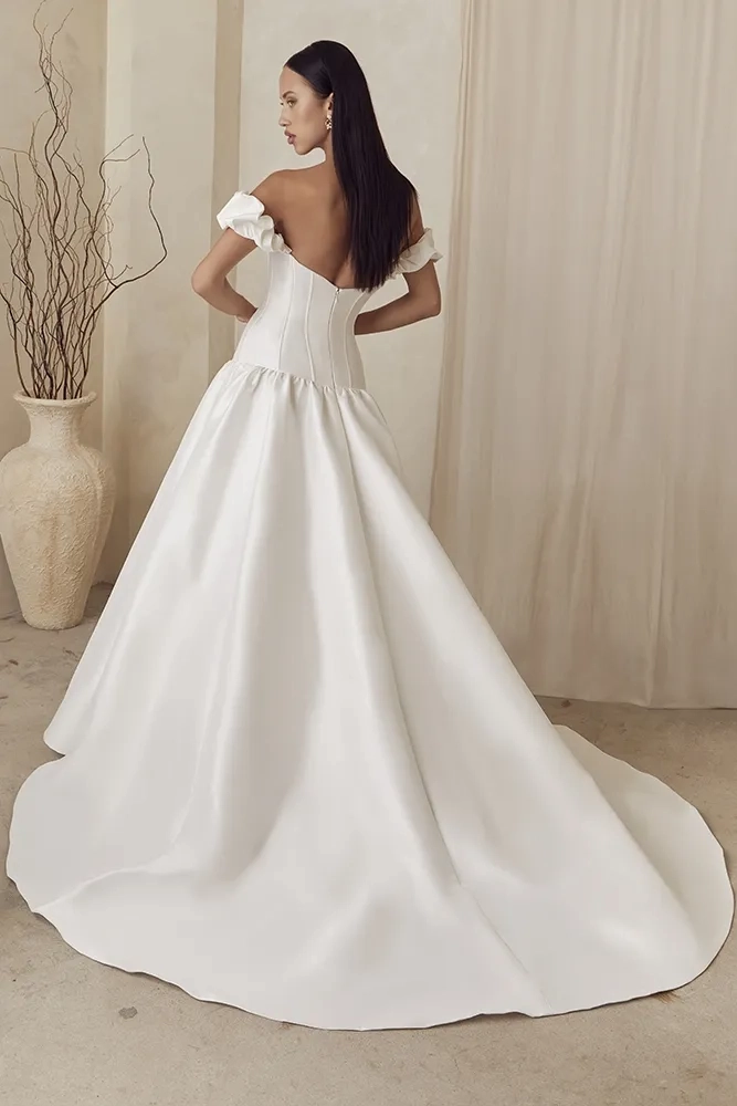Casablanca Bridal LE150