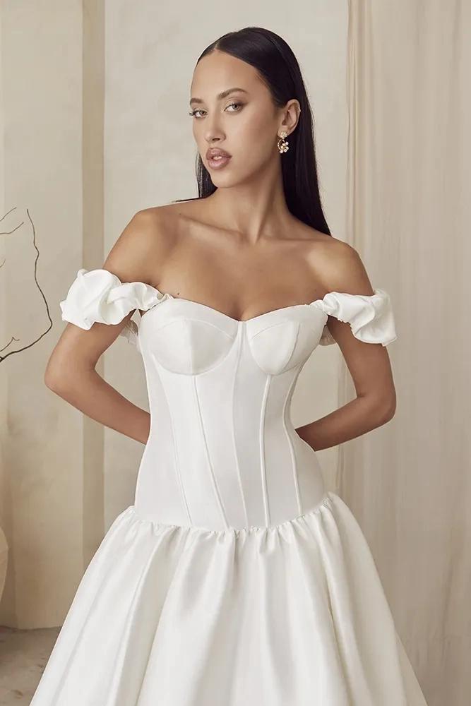 Casablanca Bridal LE150