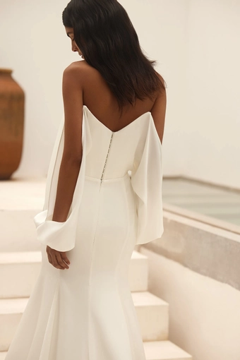The Exquisite Bride Private Label Style #01383 #6 backface vertical cropped thumbnail