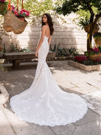 Pronovias Aegir #1 vertical thumbnail