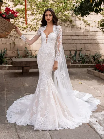 Pronovias Aegir #2 vertical thumbnail