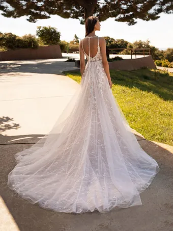 Pronovias Hyperion #1 vertical thumbnail
