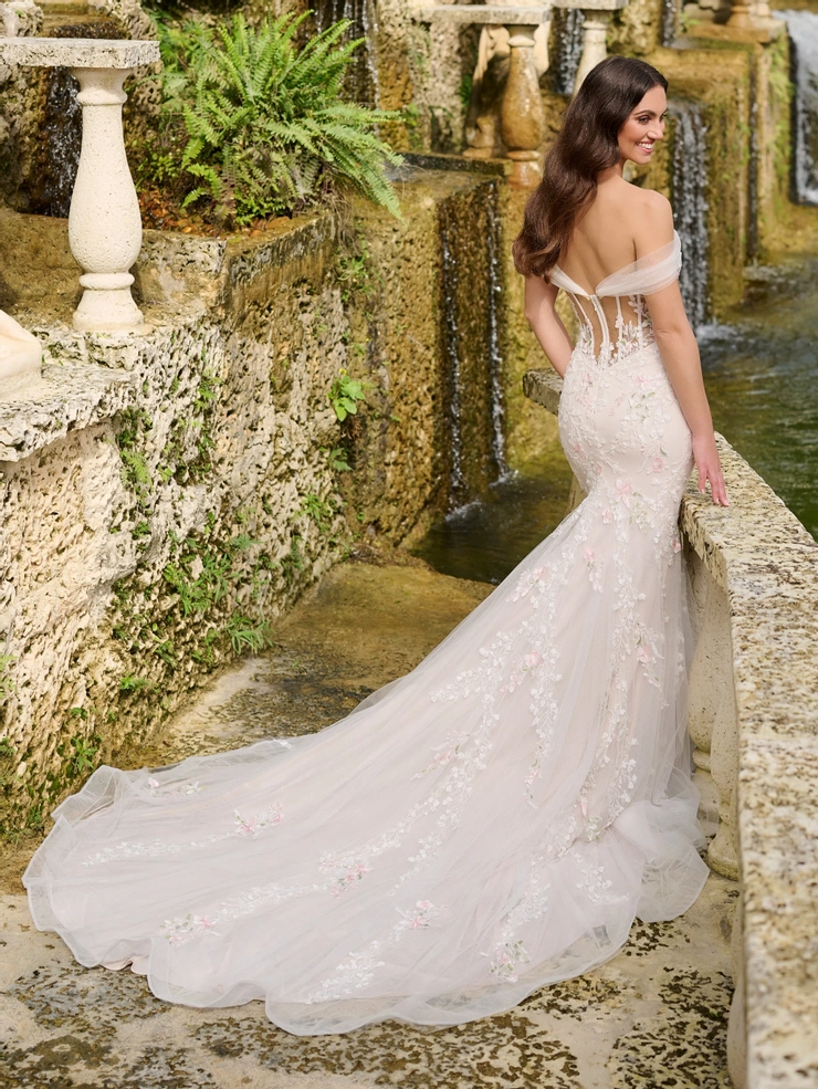 Christina Wu Brides Backface Thumbnail Image