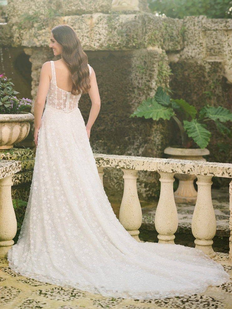 Christina Wu Brides Backface Thumbnail Image