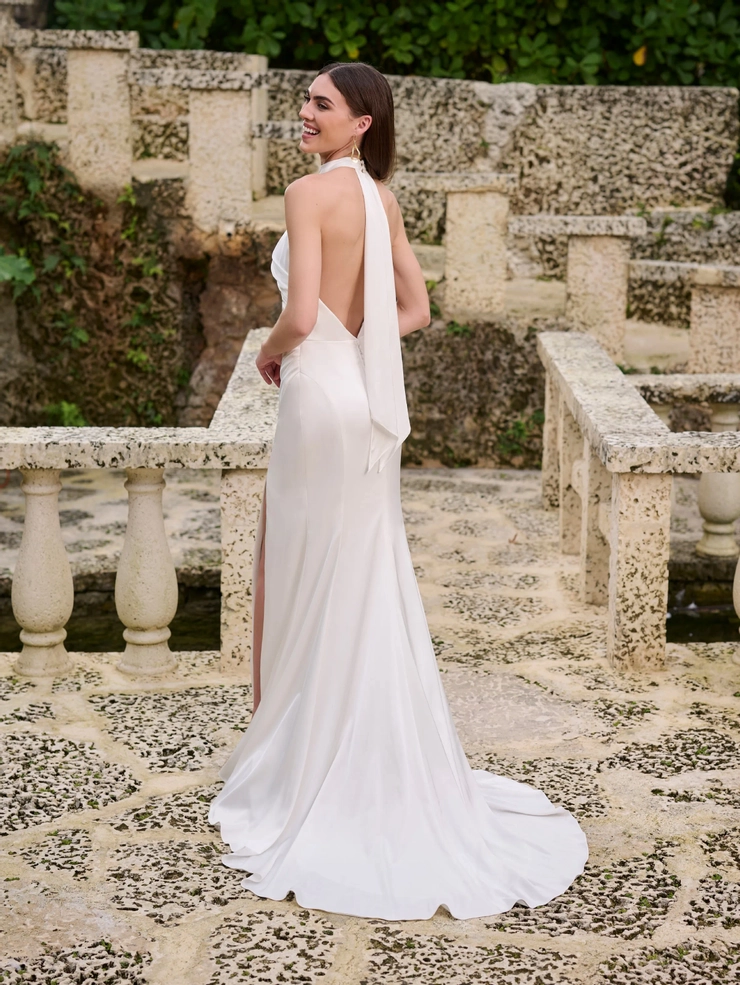 Christina Seewald ホワイト タンクトップ Christina Wu Destination | Flora's Bridal - 34004 | Flora's Bridal