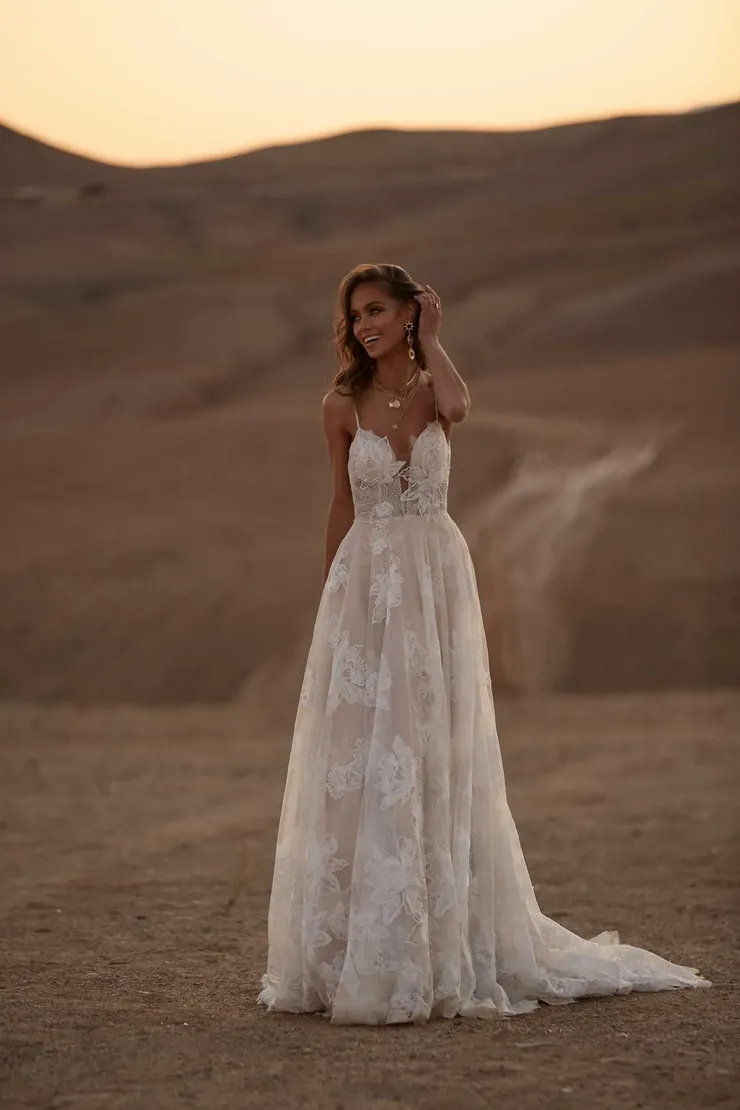 Madi Lane Avery Image