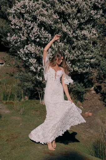 Madi Lane Carlyle #3 vertical thumbnail