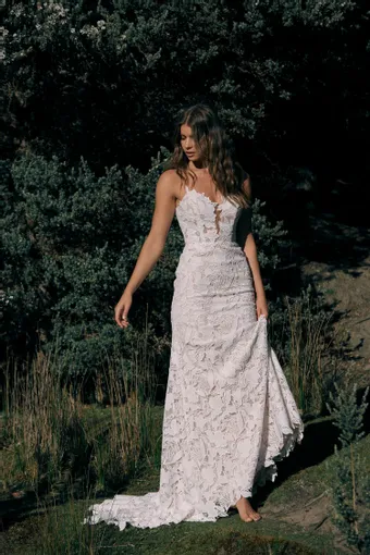 Madi Lane Carlyle #4 vertical thumbnail