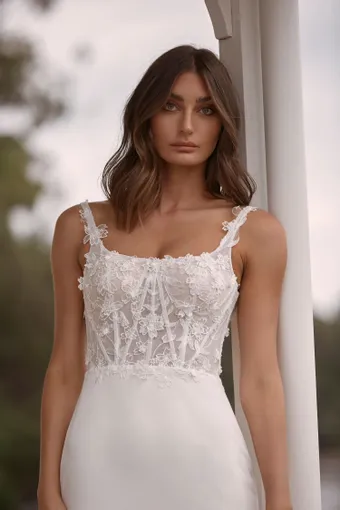 Madi Lane Carson #1 vertical thumbnail