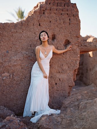 Allure Wilderly Bride F130-Goldie