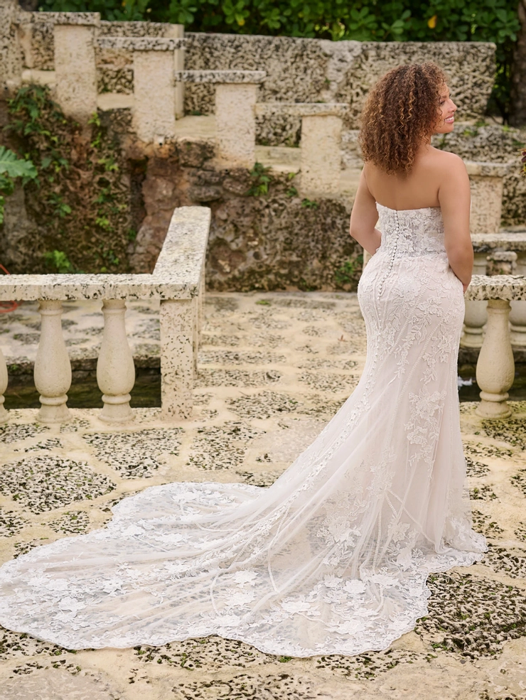 Christina Wu Love Backface Thumbnail Image