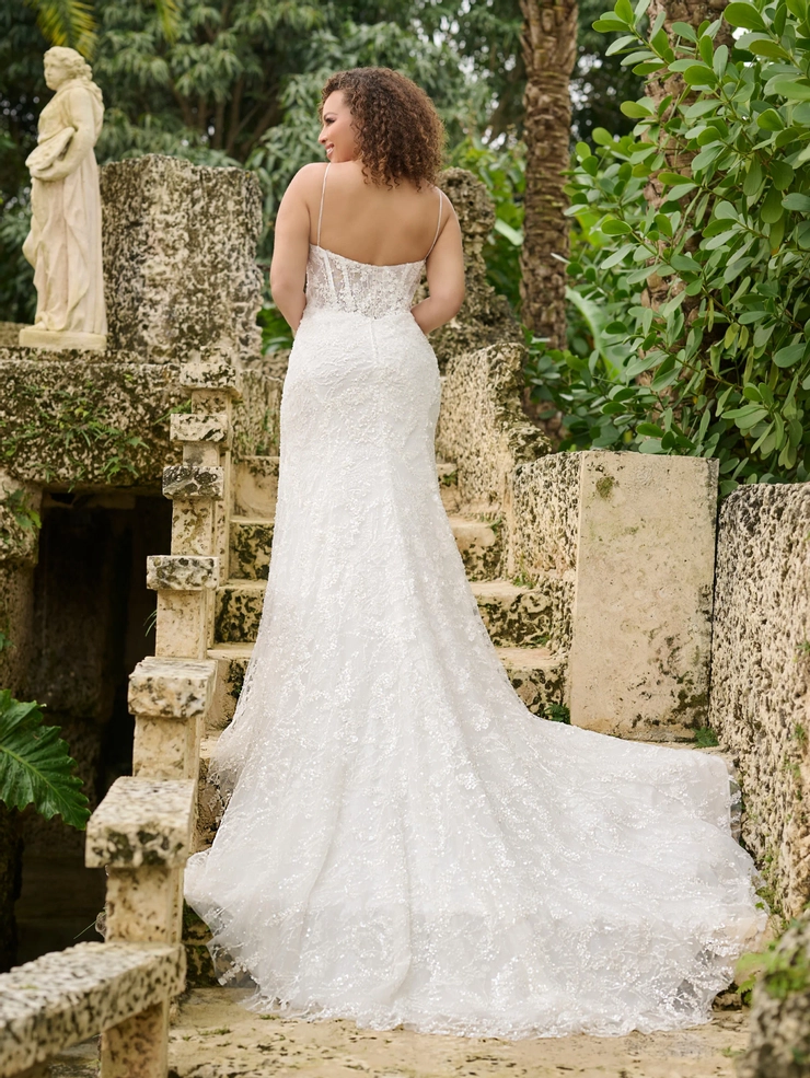 Christina Wu Love Backface Thumbnail Image