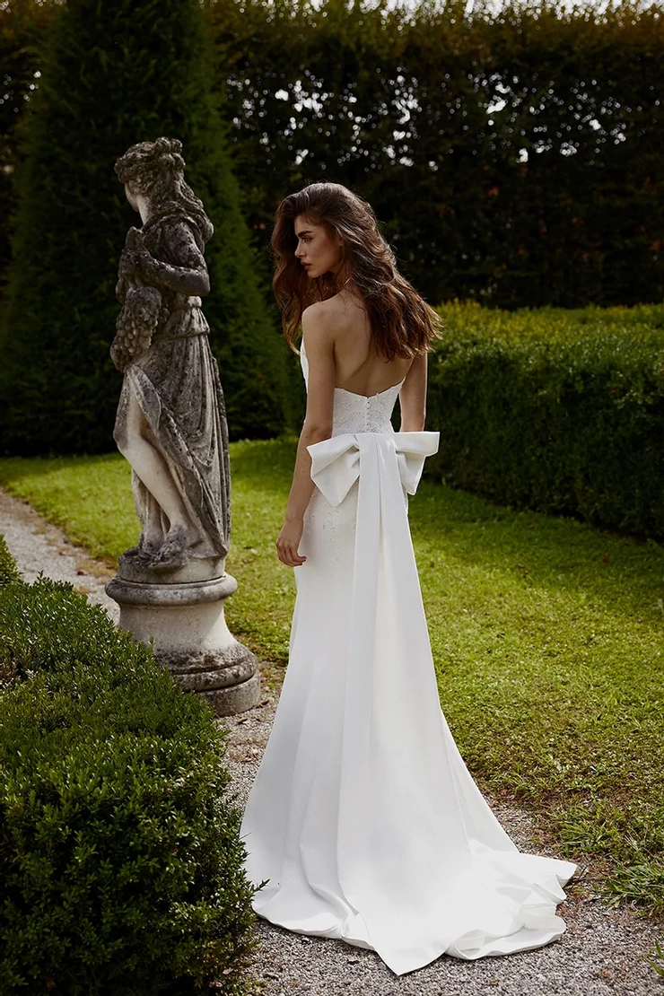 Justin Alexander Backface Thumbnail Image