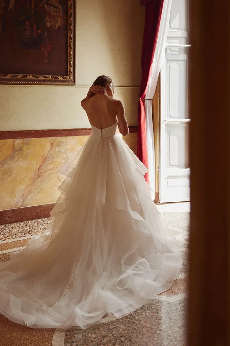 Justin Alexander Backface Thumbnail Image