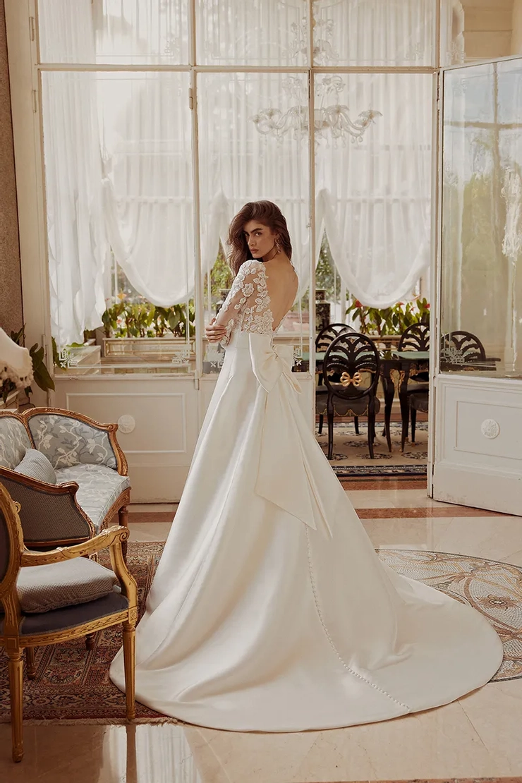 Justin Alexander Backface Thumbnail Image