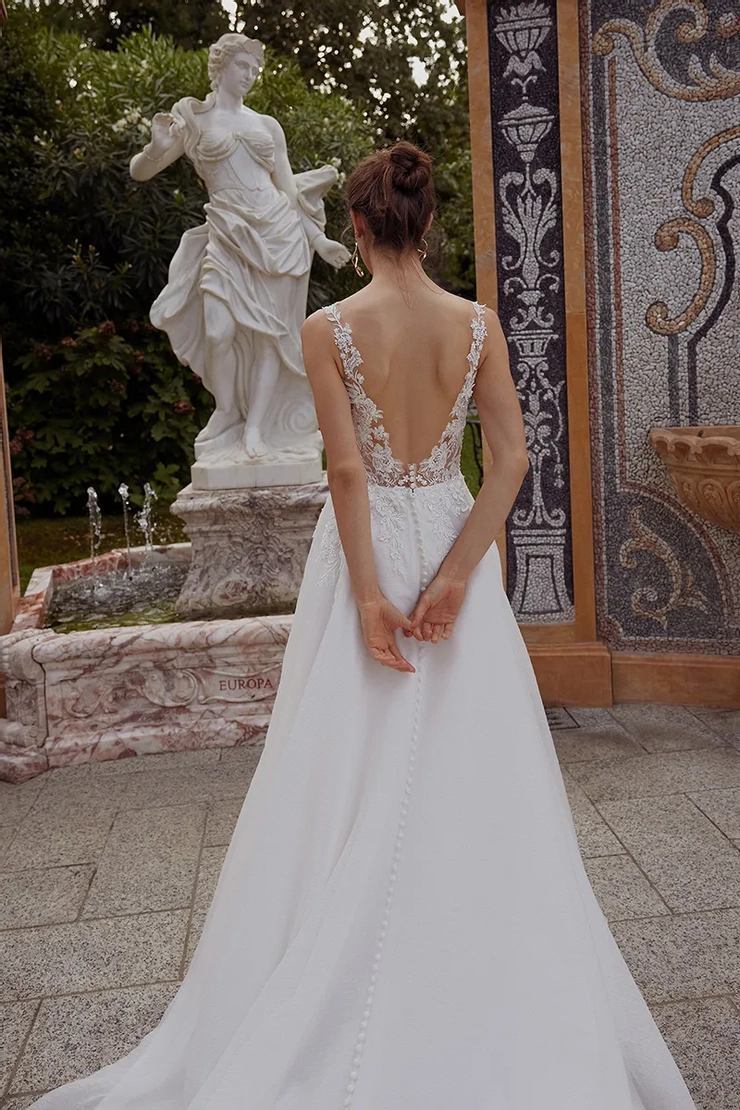 Justin Alexander Style #88397 #3 backface vertical cropped picture